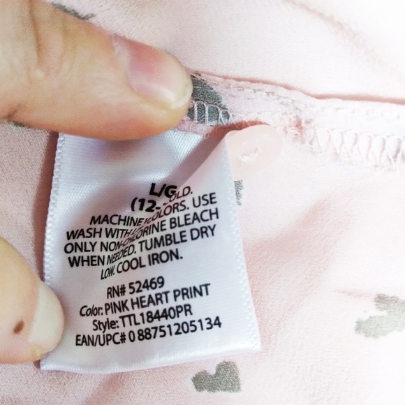 Time and Tru Heart Print Button Down Shirt - Picture 7 of 8